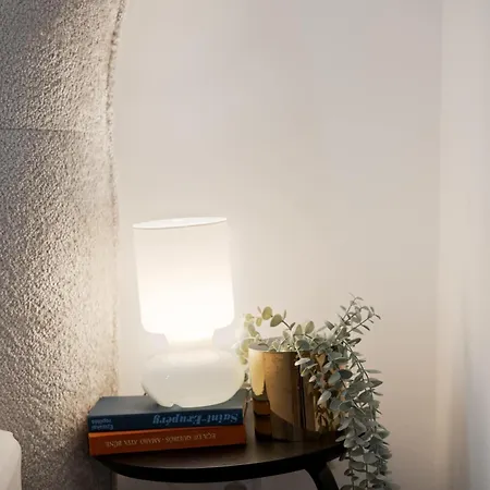 Lejlighed Bright Scandinavian Flat Bathtub N Danube Steps *
